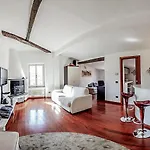 Splendida Mansarda Open Space, Finiture Di Lusso. * Carrara
